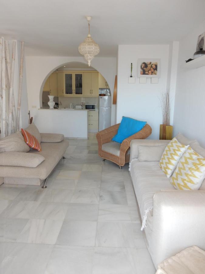 ,nerja, Seaview, Pool, 3 Bedrooms, Huge Terrace And Garden Hébergement de vacances