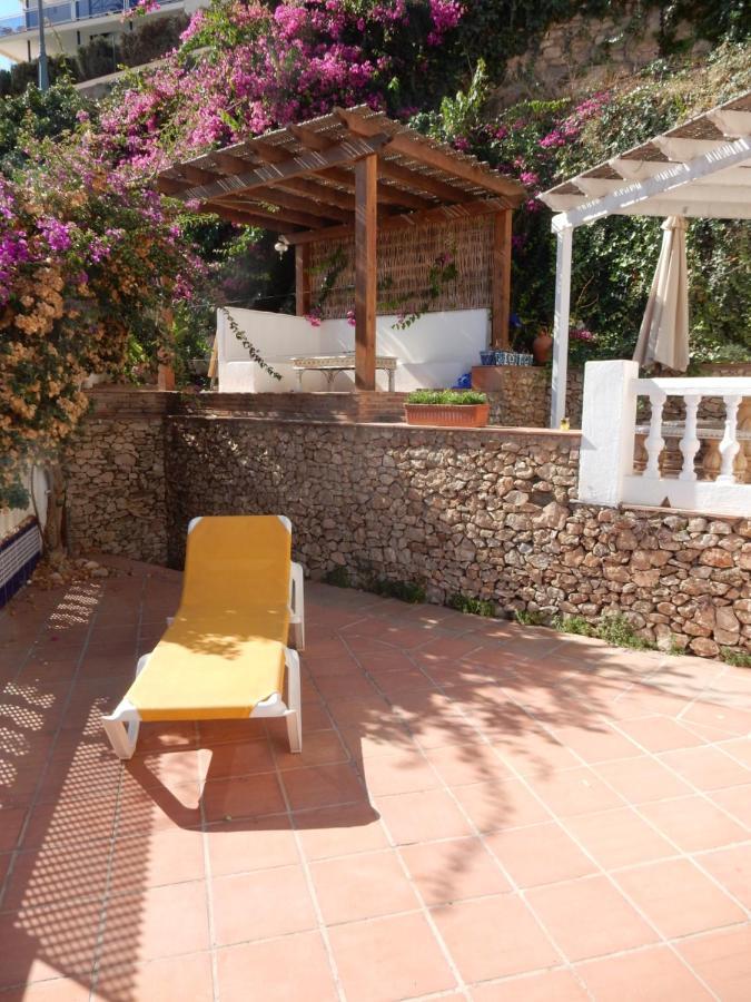 Hébergement de vacances ,nerja, Seaview, Pool, 3 Bedrooms, Huge Terrace And Garden Nerja
